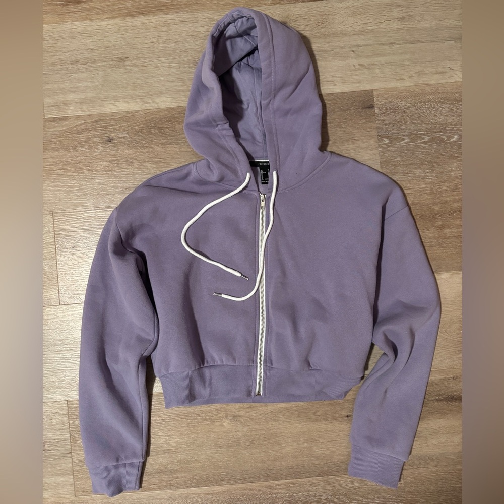 Forever 21 Cropped Zip-Up Hoodie – Light Purple – Size Medium